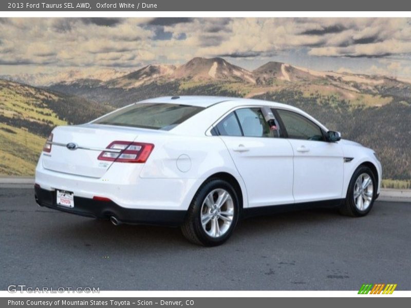 Oxford White / Dune 2013 Ford Taurus SEL AWD
