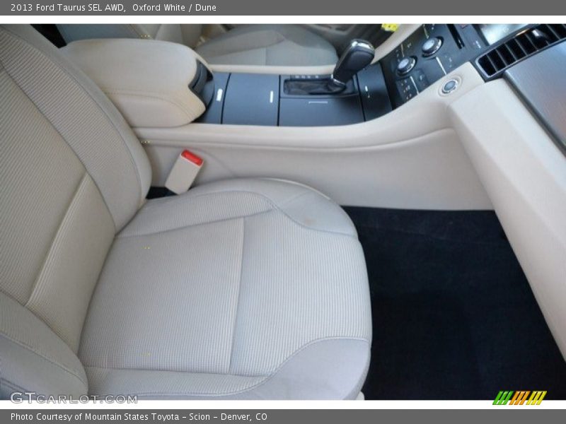 Oxford White / Dune 2013 Ford Taurus SEL AWD