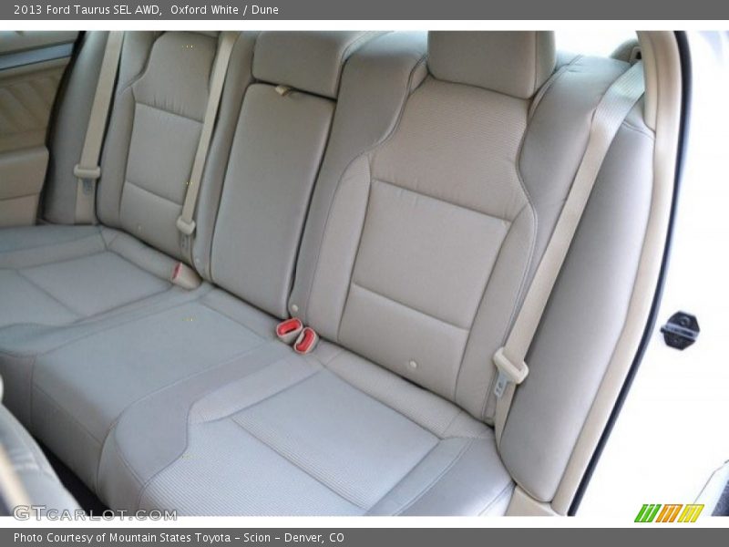 Oxford White / Dune 2013 Ford Taurus SEL AWD