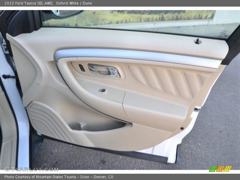 Oxford White / Dune 2013 Ford Taurus SEL AWD
