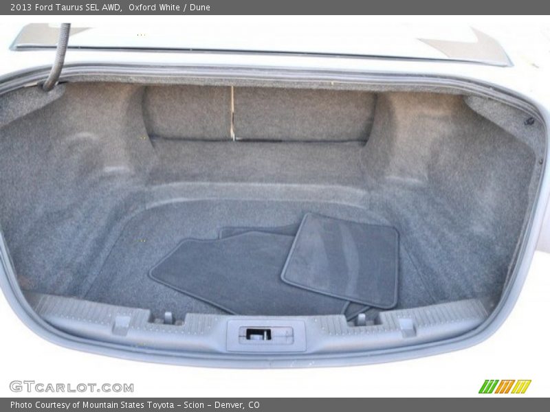 Oxford White / Dune 2013 Ford Taurus SEL AWD