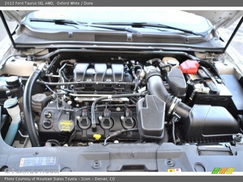 Oxford White / Dune 2013 Ford Taurus SEL AWD