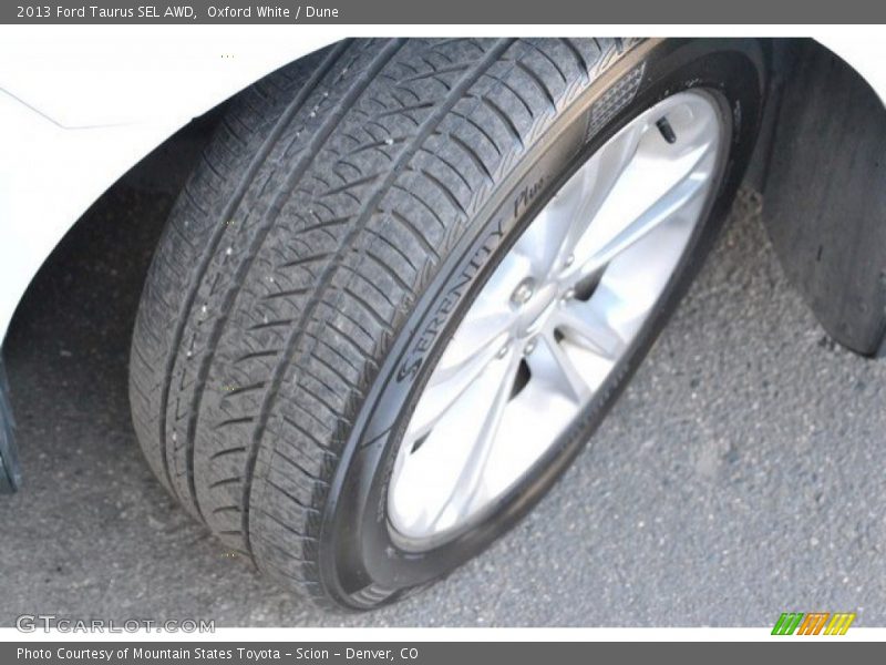 Oxford White / Dune 2013 Ford Taurus SEL AWD