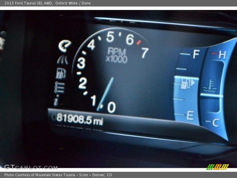 Oxford White / Dune 2013 Ford Taurus SEL AWD