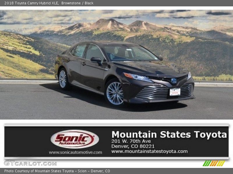 Brownstone / Black 2018 Toyota Camry Hybrid XLE