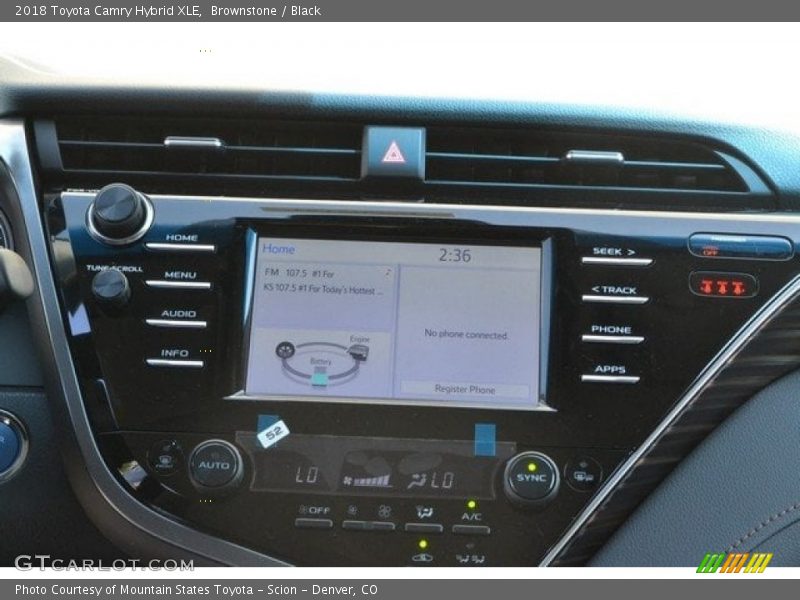 Brownstone / Black 2018 Toyota Camry Hybrid XLE