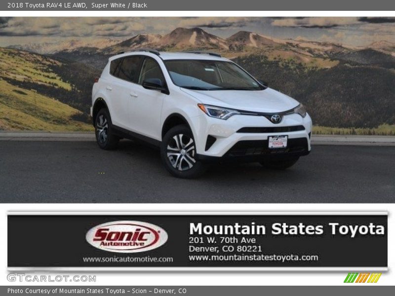 Super White / Black 2018 Toyota RAV4 LE AWD
