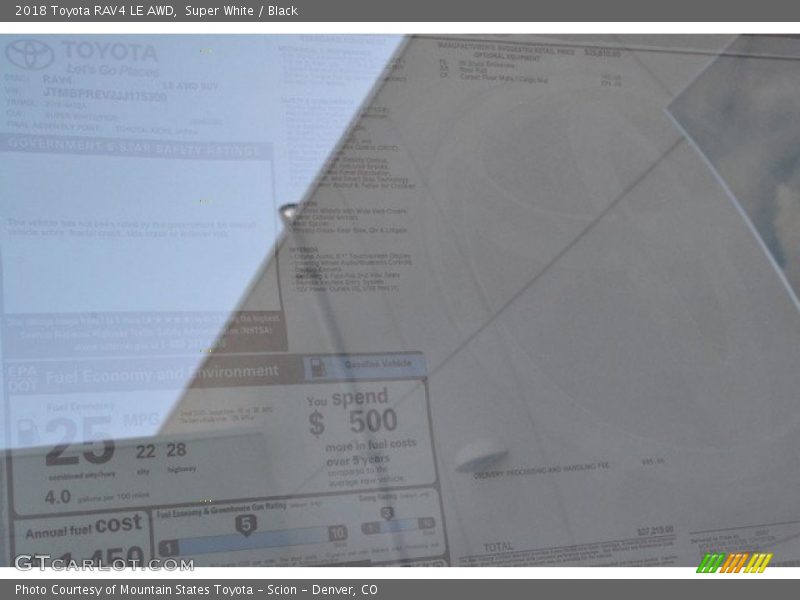 Super White / Black 2018 Toyota RAV4 LE AWD