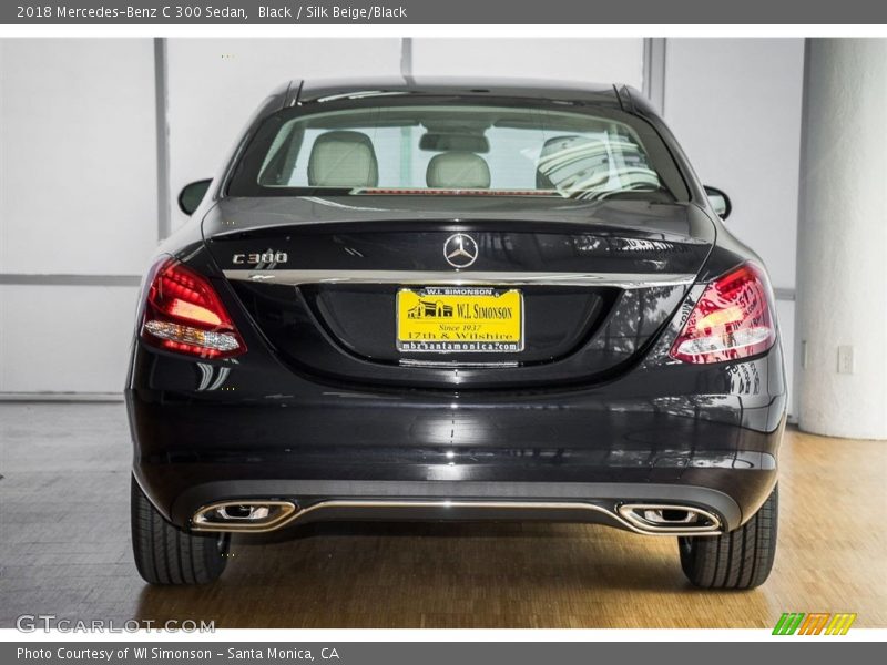 Black / Silk Beige/Black 2018 Mercedes-Benz C 300 Sedan