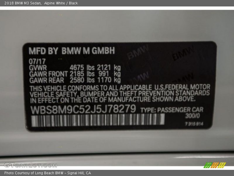Alpine White / Black 2018 BMW M3 Sedan