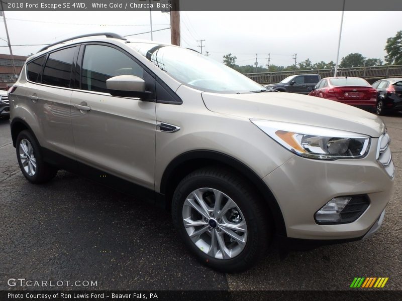 White Gold / Charcoal Black 2018 Ford Escape SE 4WD