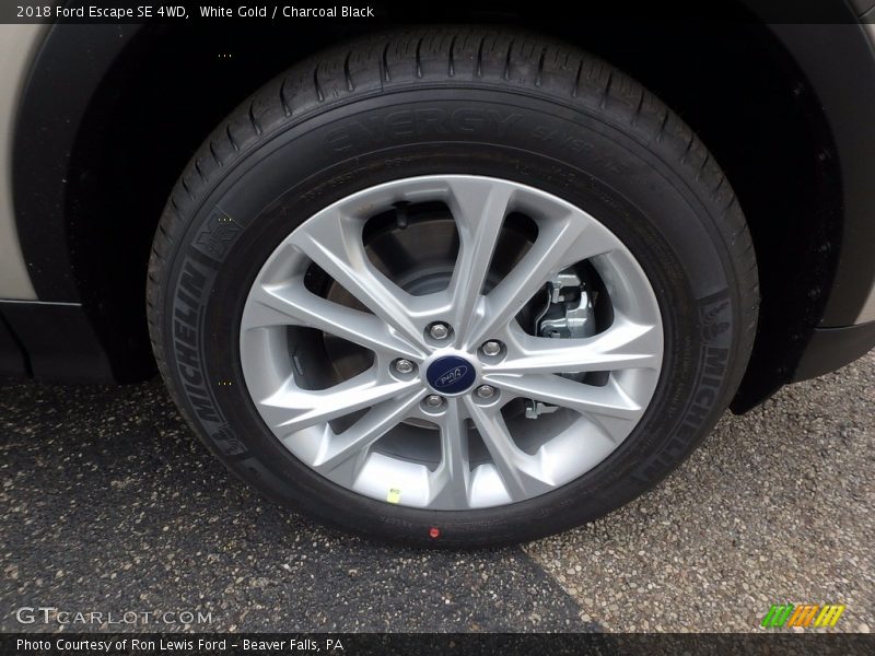 White Gold / Charcoal Black 2018 Ford Escape SE 4WD