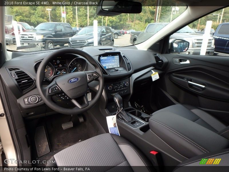 White Gold / Charcoal Black 2018 Ford Escape SE 4WD