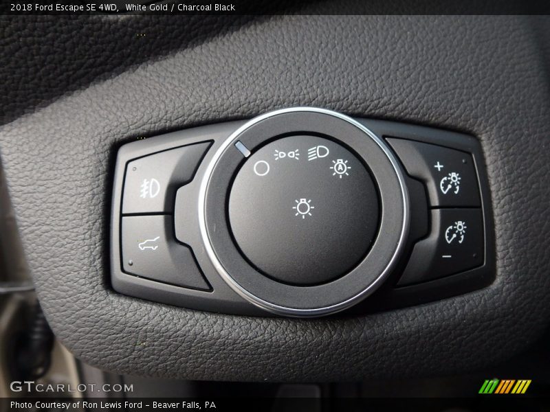 White Gold / Charcoal Black 2018 Ford Escape SE 4WD