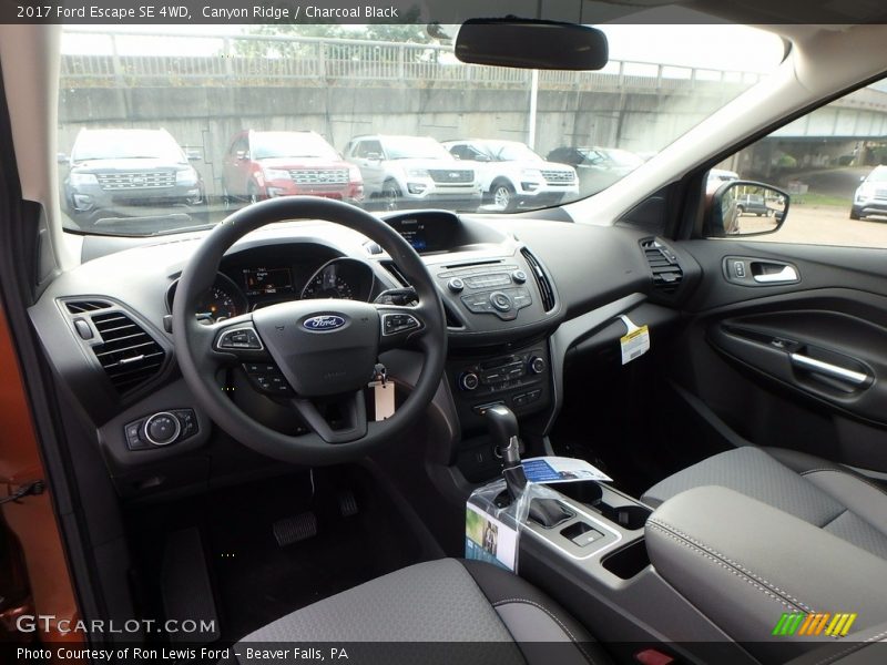 Canyon Ridge / Charcoal Black 2017 Ford Escape SE 4WD
