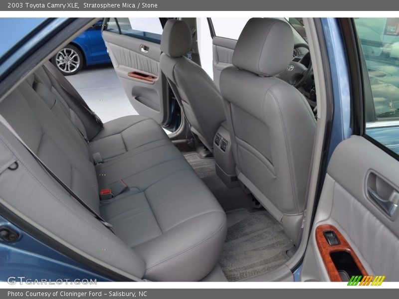 Stratosphere Mica / Stone 2003 Toyota Camry XLE