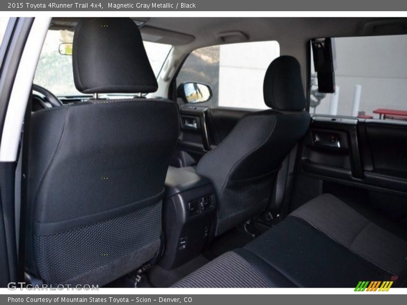 Magnetic Gray Metallic / Black 2015 Toyota 4Runner Trail 4x4