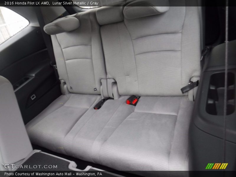 Lunar Silver Metallic / Gray 2016 Honda Pilot LX AWD