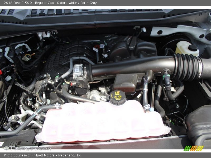 Oxford White / Earth Gray 2018 Ford F150 XL Regular Cab