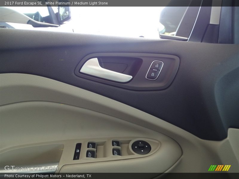 White Platinum / Medium Light Stone 2017 Ford Escape SE