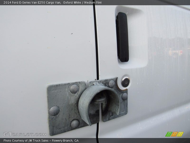 Oxford White / Medium Flint 2014 Ford E-Series Van E250 Cargo Van