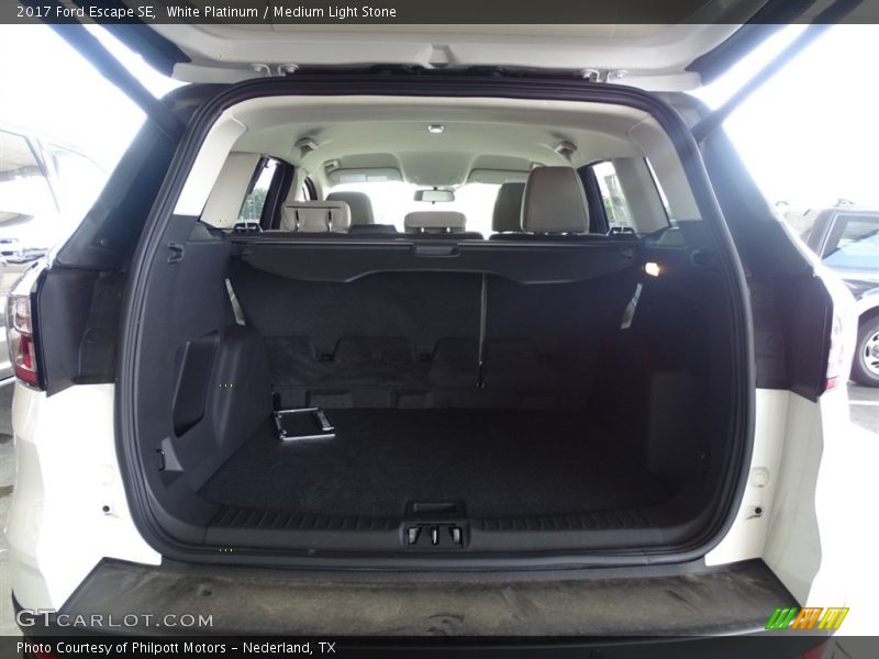 White Platinum / Medium Light Stone 2017 Ford Escape SE