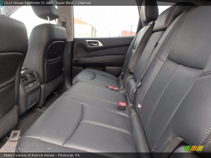 Super Black / Charcoal 2014 Nissan Pathfinder SV AWD