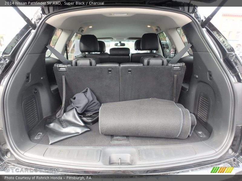 Super Black / Charcoal 2014 Nissan Pathfinder SV AWD