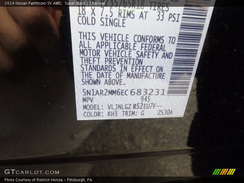 Super Black / Charcoal 2014 Nissan Pathfinder SV AWD