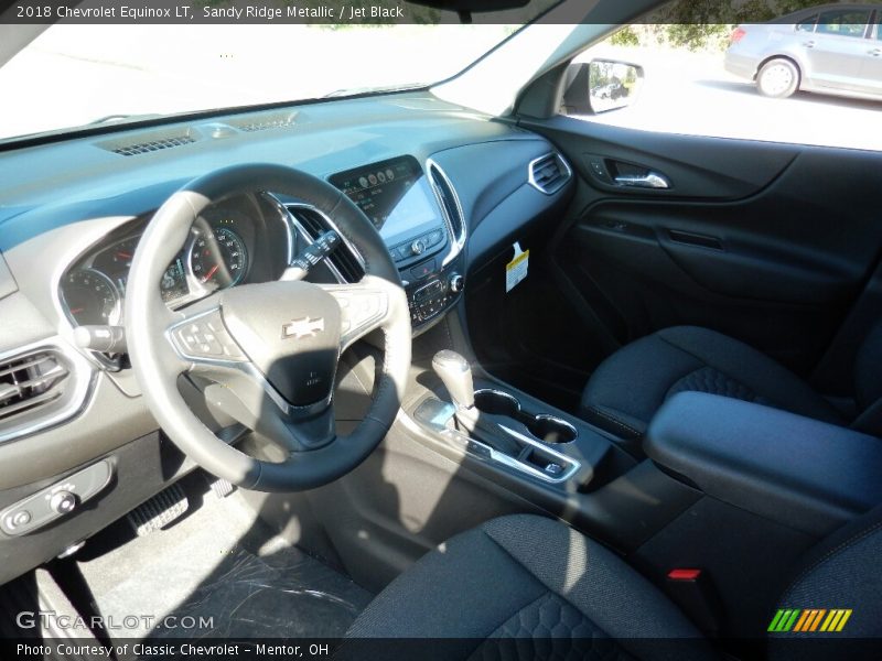 Sandy Ridge Metallic / Jet Black 2018 Chevrolet Equinox LT