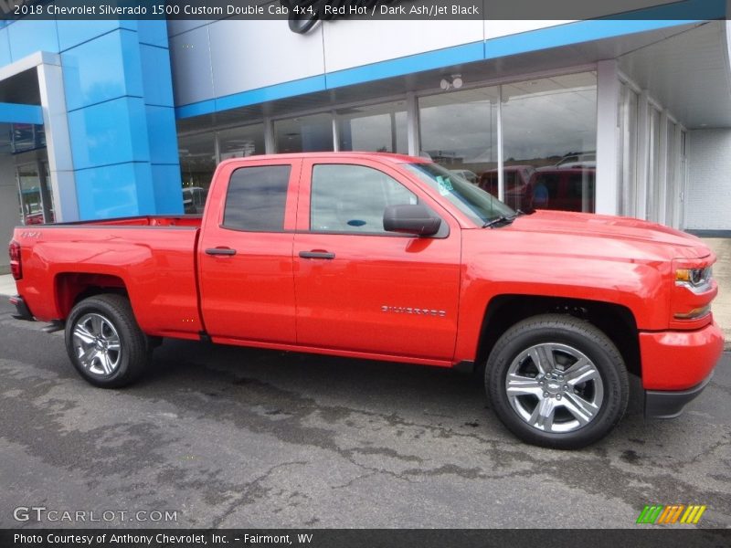 Red Hot / Dark Ash/Jet Black 2018 Chevrolet Silverado 1500 Custom Double Cab 4x4