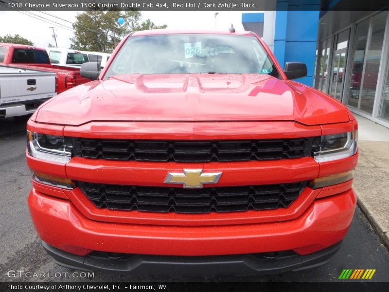 Red Hot / Dark Ash/Jet Black 2018 Chevrolet Silverado 1500 Custom Double Cab 4x4