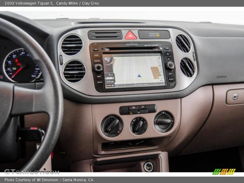 Candy White / Clay Grey 2009 Volkswagen Tiguan S