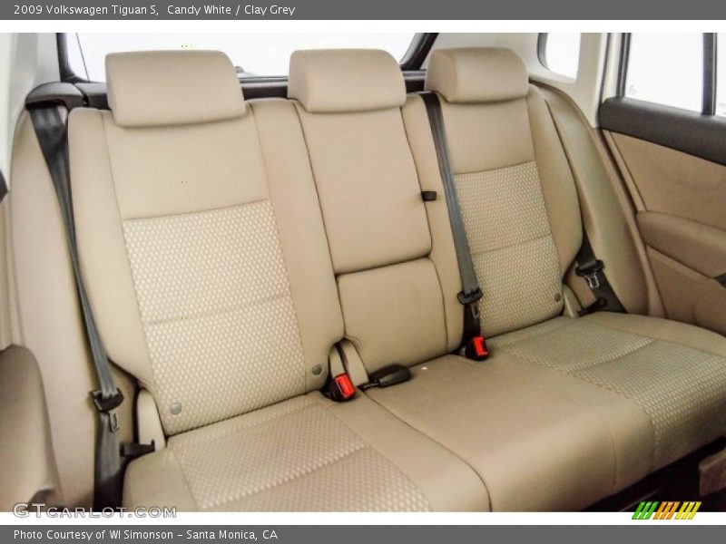 Candy White / Clay Grey 2009 Volkswagen Tiguan S