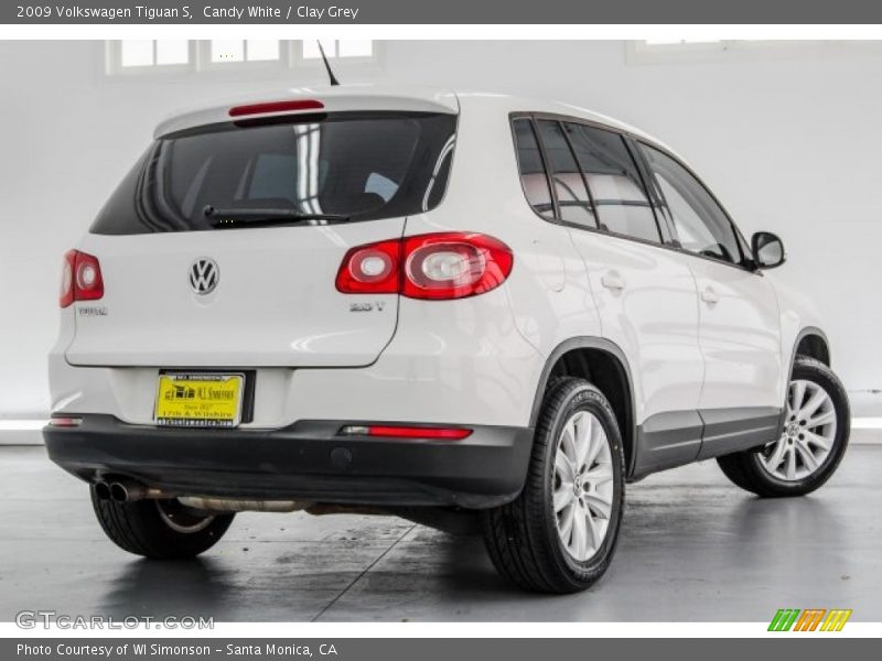 Candy White / Clay Grey 2009 Volkswagen Tiguan S