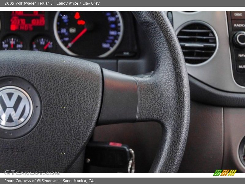 Candy White / Clay Grey 2009 Volkswagen Tiguan S
