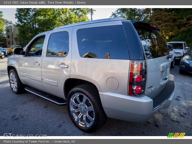 Pure Silver Metallic / Ebony 2010 GMC Yukon Denali AWD