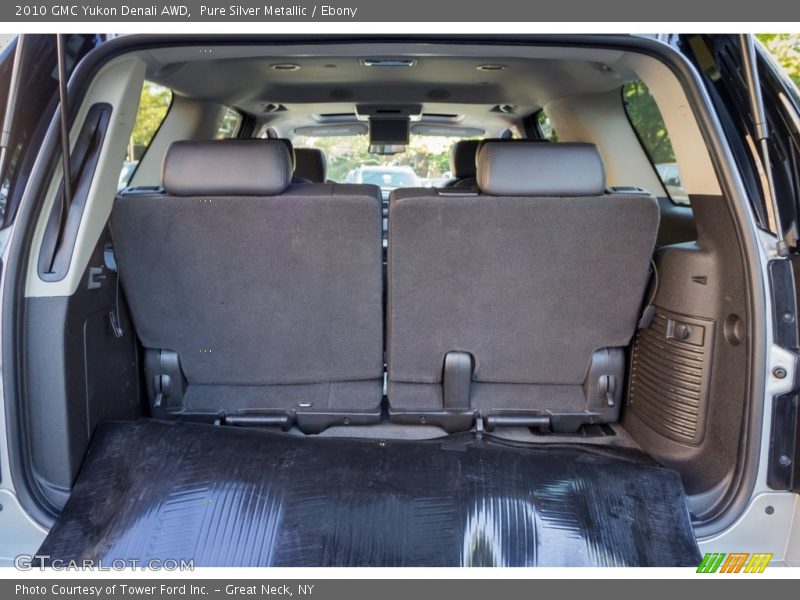 Pure Silver Metallic / Ebony 2010 GMC Yukon Denali AWD