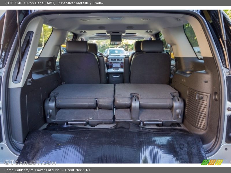 Pure Silver Metallic / Ebony 2010 GMC Yukon Denali AWD