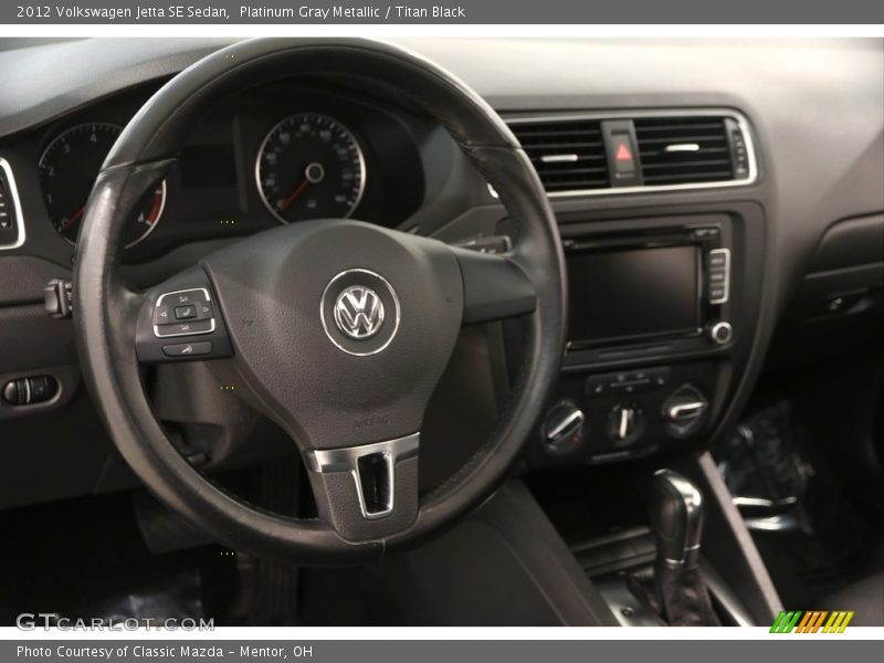 Platinum Gray Metallic / Titan Black 2012 Volkswagen Jetta SE Sedan