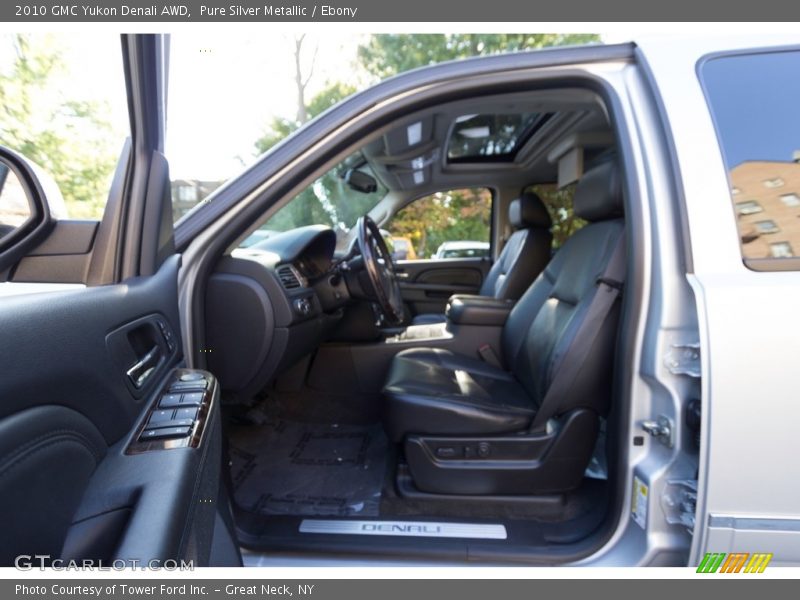 Pure Silver Metallic / Ebony 2010 GMC Yukon Denali AWD