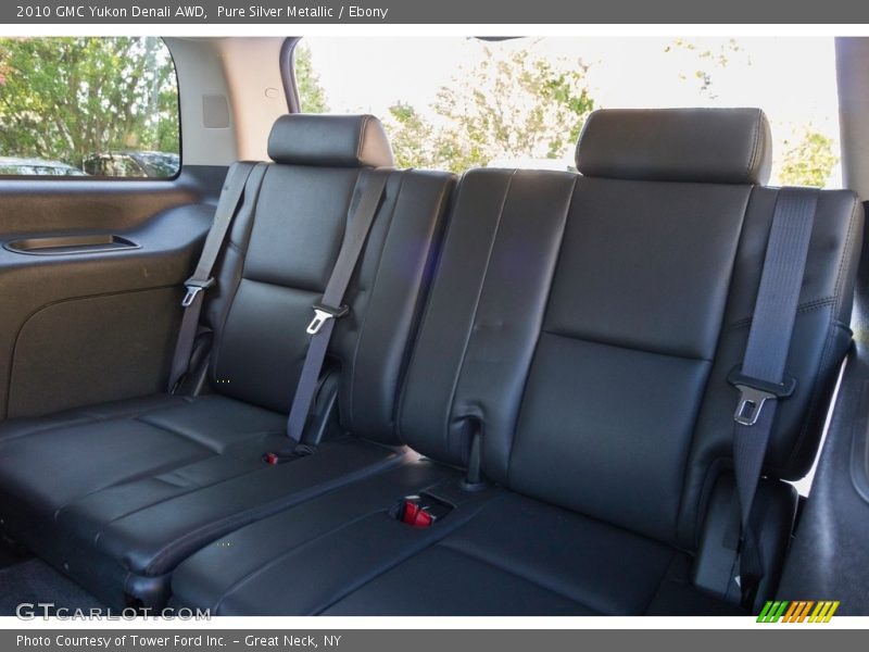 Pure Silver Metallic / Ebony 2010 GMC Yukon Denali AWD