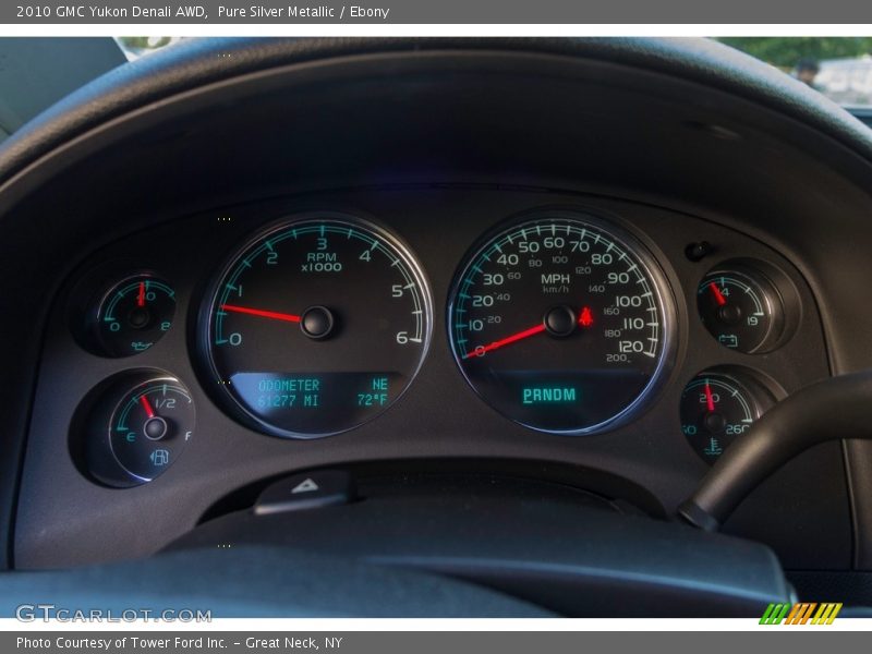 Pure Silver Metallic / Ebony 2010 GMC Yukon Denali AWD