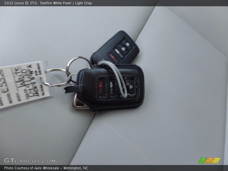 Starfire White Pearl / Light Gray 2013 Lexus ES 350