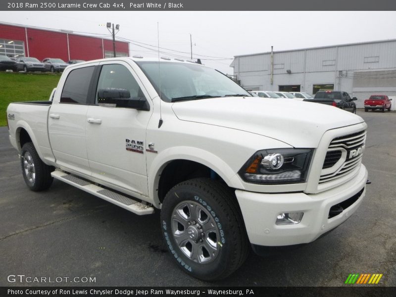 Front 3/4 View of 2018 2500 Laramie Crew Cab 4x4