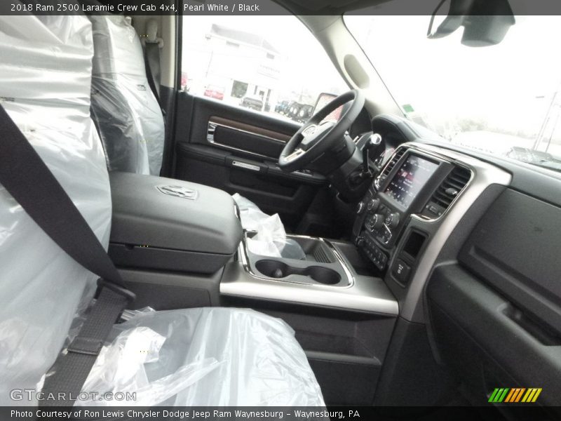 Pearl White / Black 2018 Ram 2500 Laramie Crew Cab 4x4