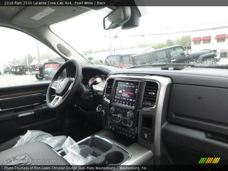 Pearl White / Black 2018 Ram 2500 Laramie Crew Cab 4x4