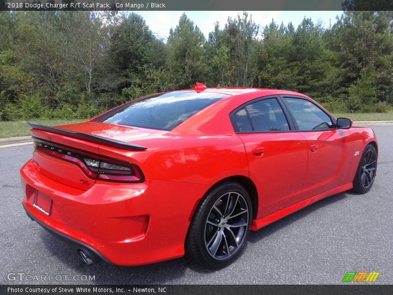 Go Mango / Black 2018 Dodge Charger R/T Scat Pack