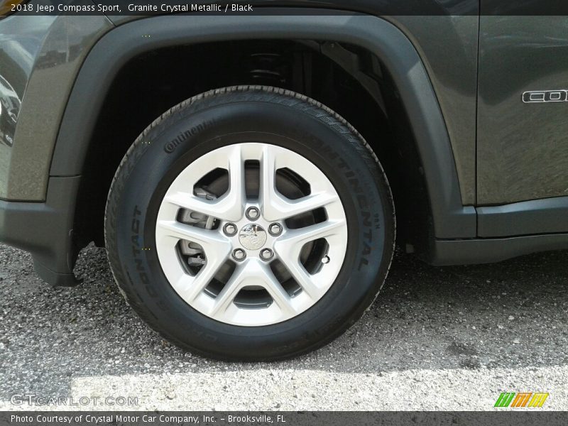 Granite Crystal Metallic / Black 2018 Jeep Compass Sport