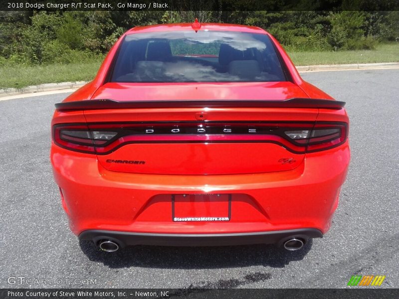 Go Mango / Black 2018 Dodge Charger R/T Scat Pack
